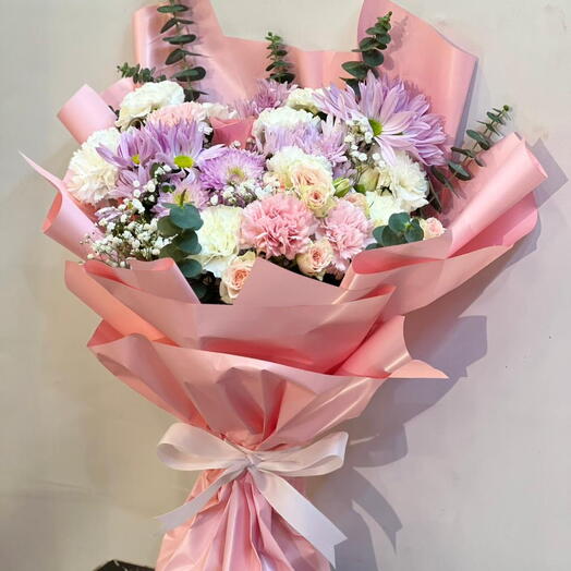 Nice chrysanthemum big bouqete