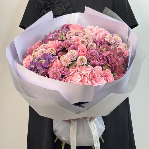 باقة سمفونية بلون الخزامى الوردي الباهت