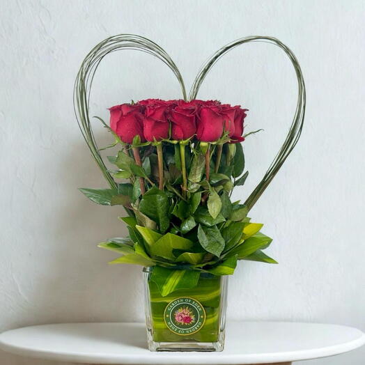21 Red Roses in Vase | Luxury Arrangement with Steel Grass | Dubai Delivery