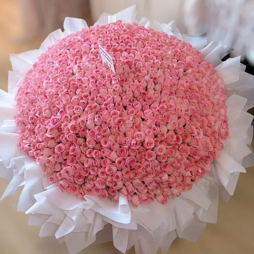 1001 Soft Pink Lavish And Luxurious Bouquet For Her