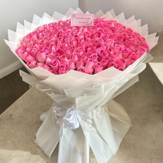 Букет из 200 премиум розовых роз