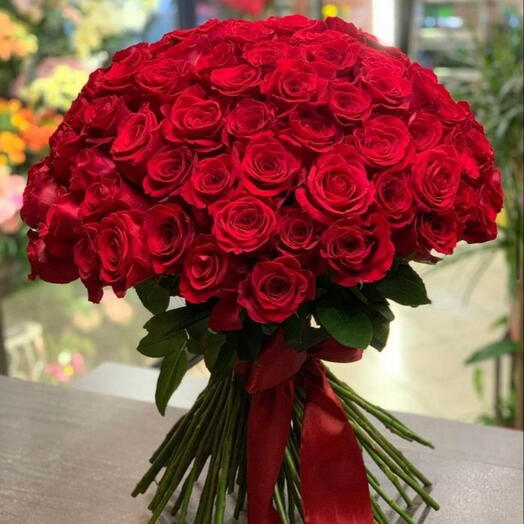 Премиум-букет из 50 красных роз