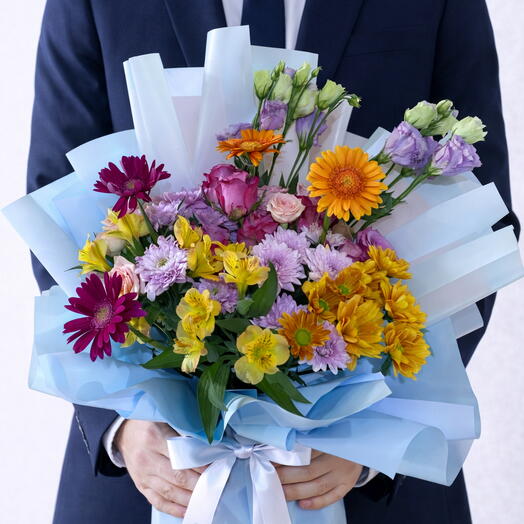 Солнечный праздничный букет