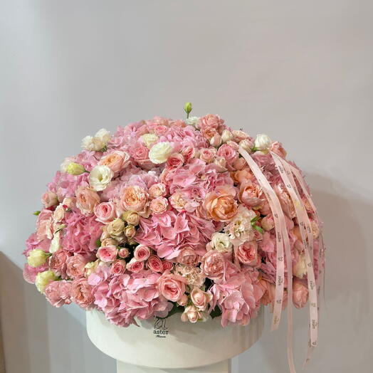 Величественные лепестки