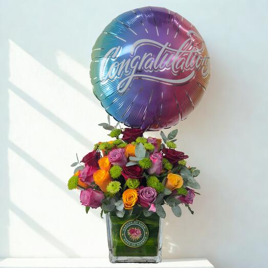 🎉 Cheers in Bloom  Vibrant Vase   Balloon Combo | 21 Roses Celebration Gift Dubai