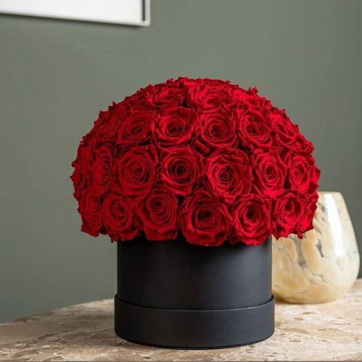 Страсть Пятьдесят - 55 красных роз в коробке