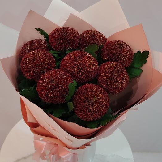 Букет хризантем «Сноуболл»