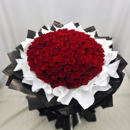 Bouquet premium de 100 roses rouges