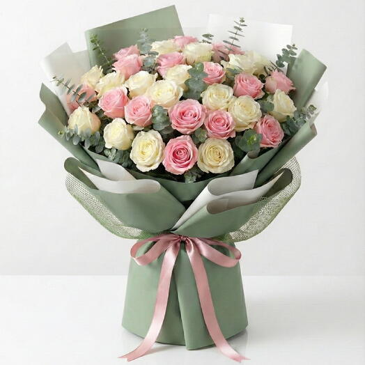 Love Core - Пастельная коллекция розово-белых букетов из роз