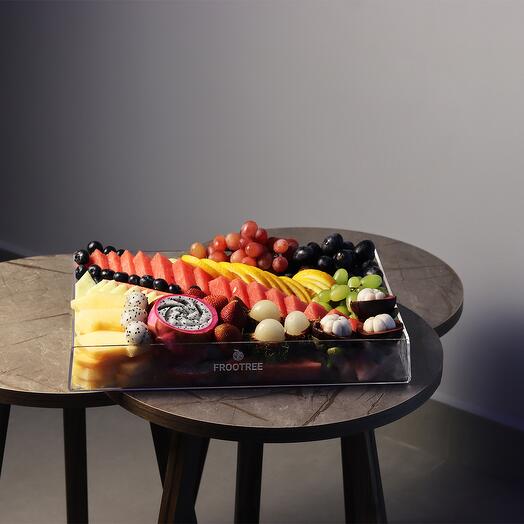 Sweet cut Fruits Tray