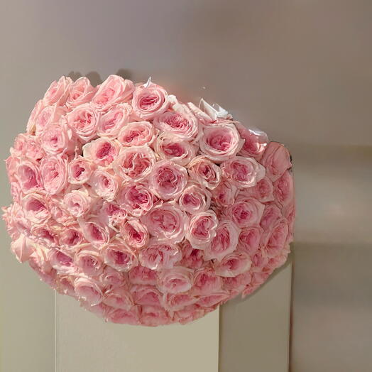 100 Pink Roses bouquet