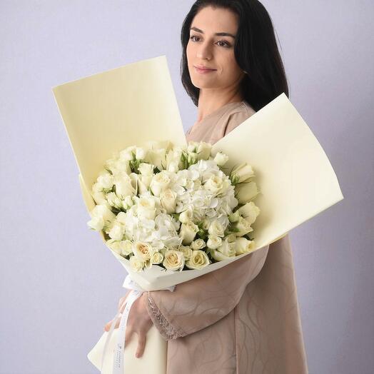 Pearl White Rose Bouquet
