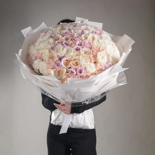 Гордость и предубеждение - Премиум микс нежный букет роз