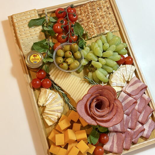 Gourmet Cheese   Cold Cuts Platter