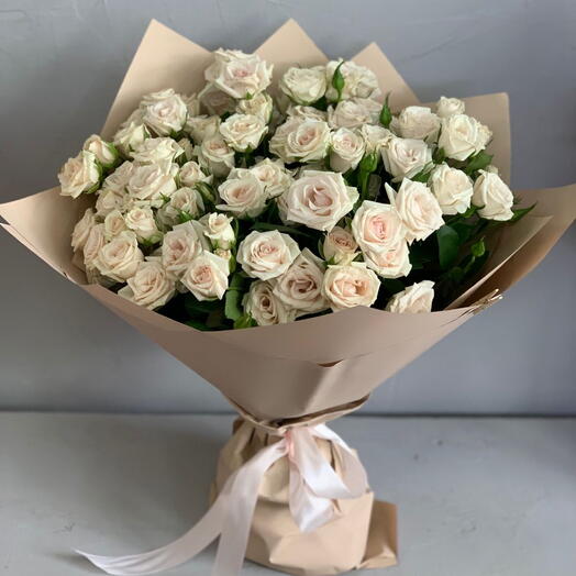17 Porcelana rose bouquet