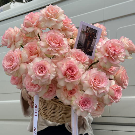 Corbeille de roses françaises M