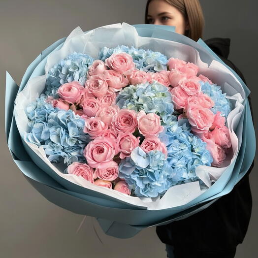 Pivoine premium roses spray   Hortensias bleus
