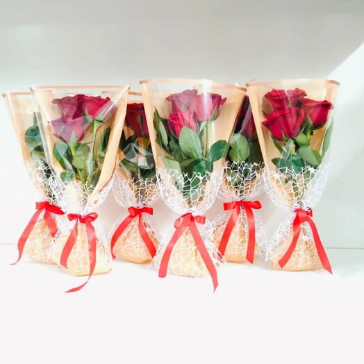 Шесть наборов букетов