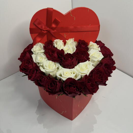 Red rose heart shape