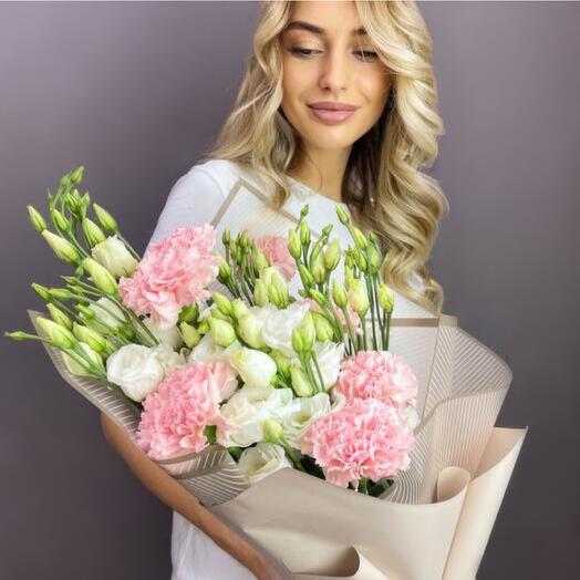 Carnations  and Lisianthus  Bouquets 3776