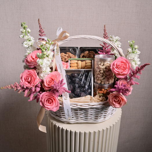 Dry Fruit and Nuts Basket 6111