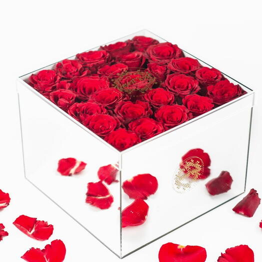 Signature Acrylic Mirror Box - 25 Roses