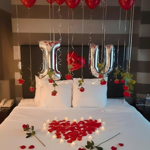 Petal and Balloon Inspired Room Decoration