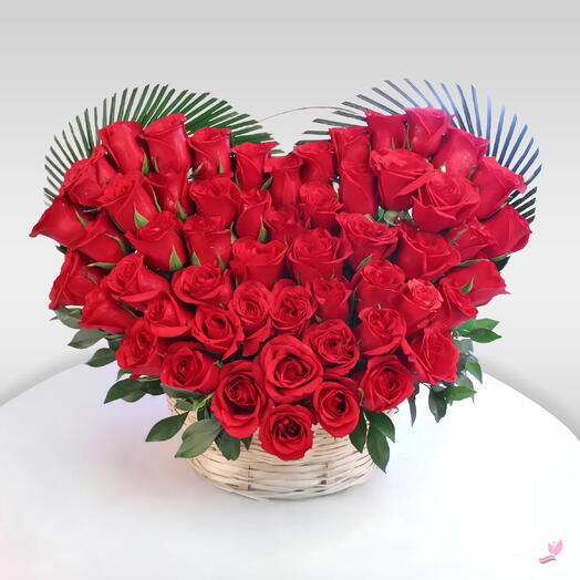 Royal Romance Roses Premium Signature Bouquet