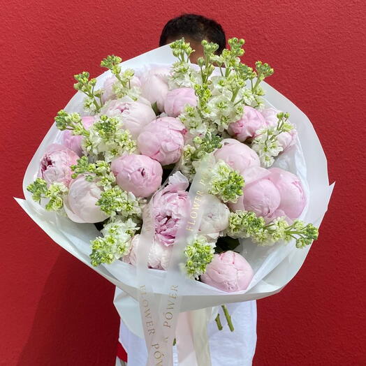 Royal Peony Snow Elegance Bouquet