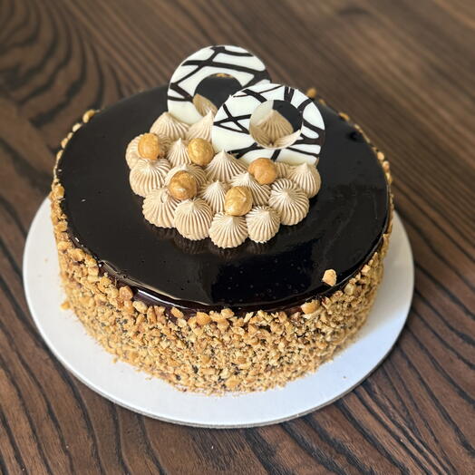 Hazelnut crunch cake
