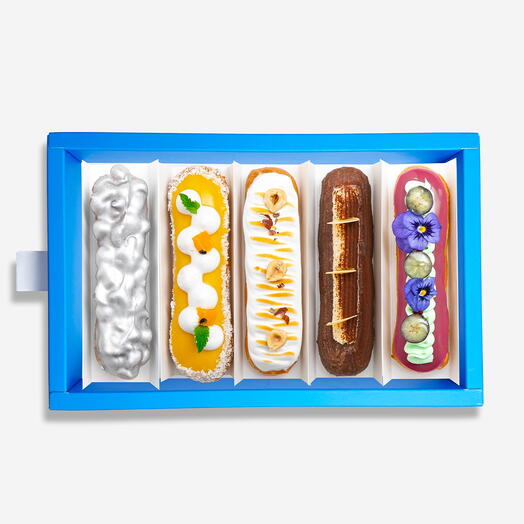Set of eclairs of 5 flavors