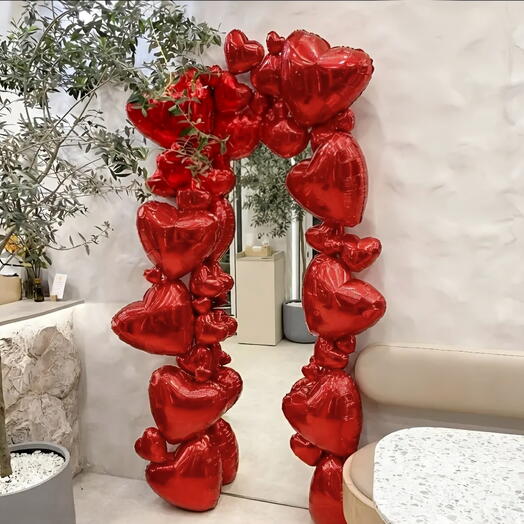 Оформление рамки из фольгированных шаров в форме сердца ко Дню святого Валентина для дома, магазинов и мероприятий