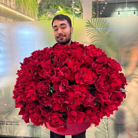 french roses in a box "A Million Feelings"