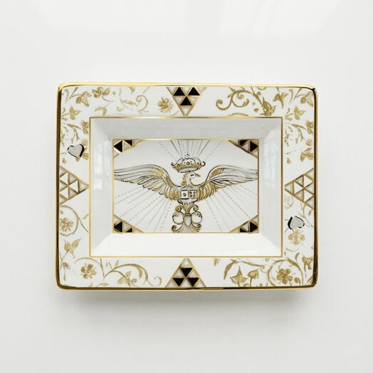 Tray Eagle – Kosmo