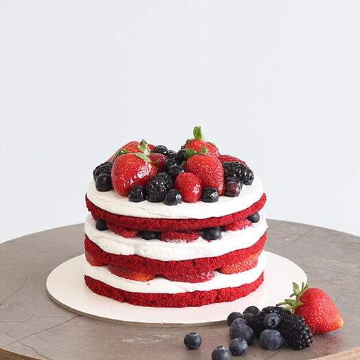 كيك ريد فيلفت بالتوت 1كغ