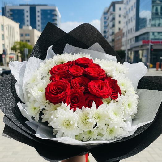 Scarlet Snow Bouquet