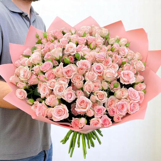 Букет из 51 кустовой розы