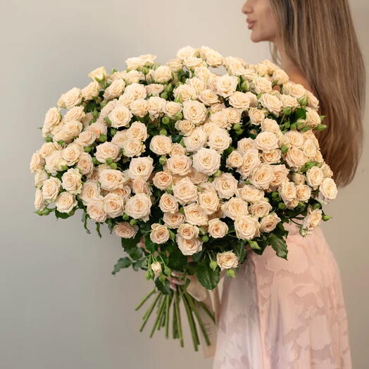 51 Peach Spray Roses