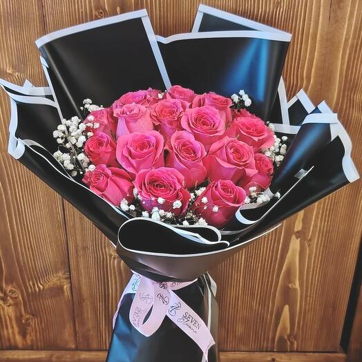 Rosy in pink bouquet