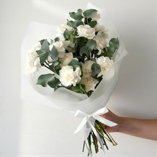 Pure Heart Serenity | 11 White Carnations Bouquet | Same-Day Dubai Delivery