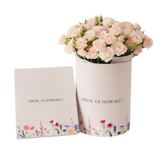 Красивая нежно-розовая спрей-роза - комбо-бокс