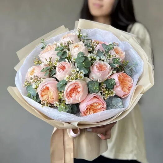 Букет из 19 роз Juliet