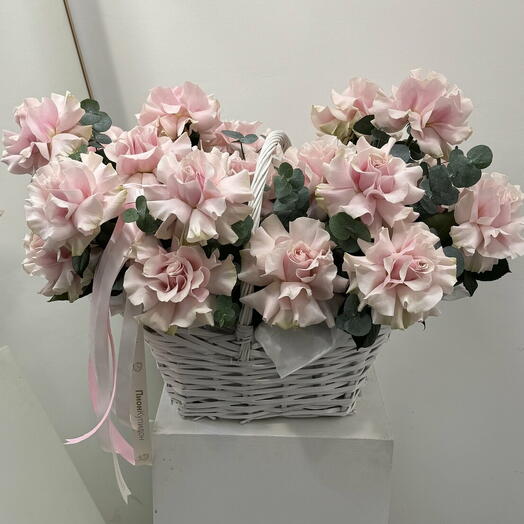 Фирменная роскошная розовая корзина с французскими розами для годовщины, дня рождения или Дня святого Валентина