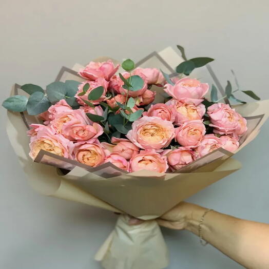 Ramo spray rosa suave