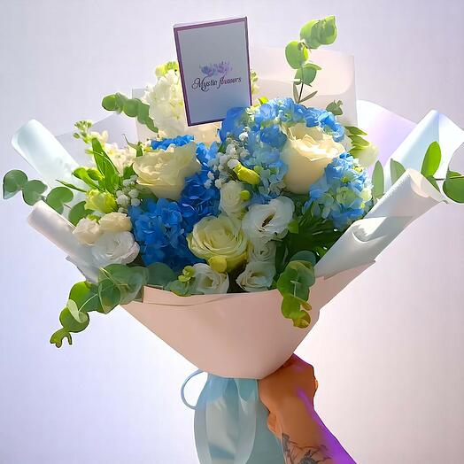 Голубой   Белый Букет