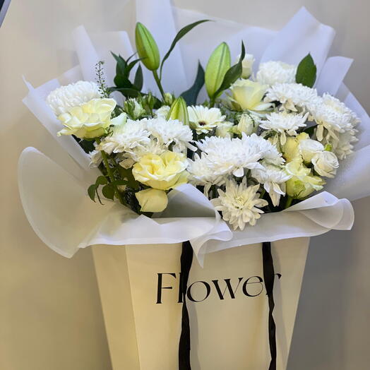 White flower bag bouquet
