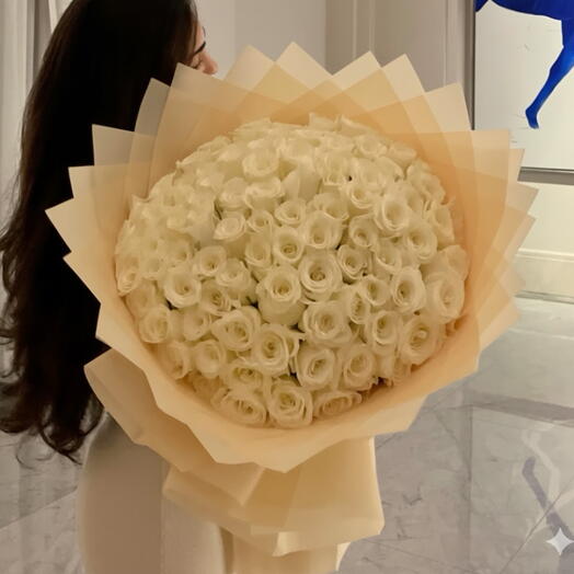 101 White Roses Luxury Bouquet