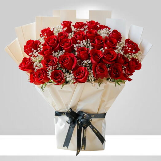 La Rose Bella Премиальный дизайнерский букет красных роз