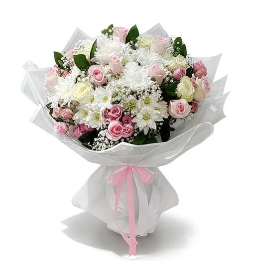 Белый весенний букет