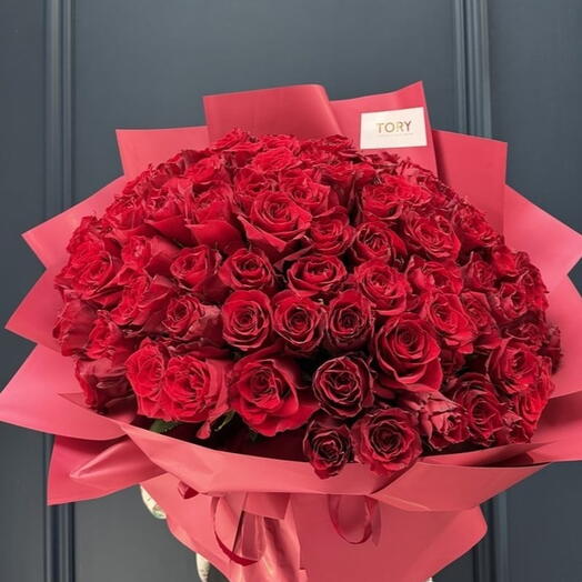 Bouquet de 101 roses "L'amour, c'est..."